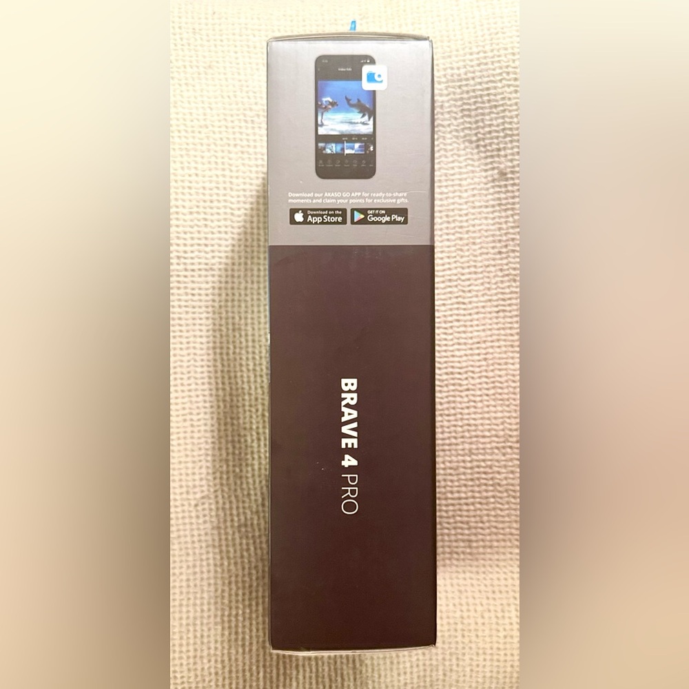 Brave 4 Pro Digital Camera - Black - Picture 3 of 5